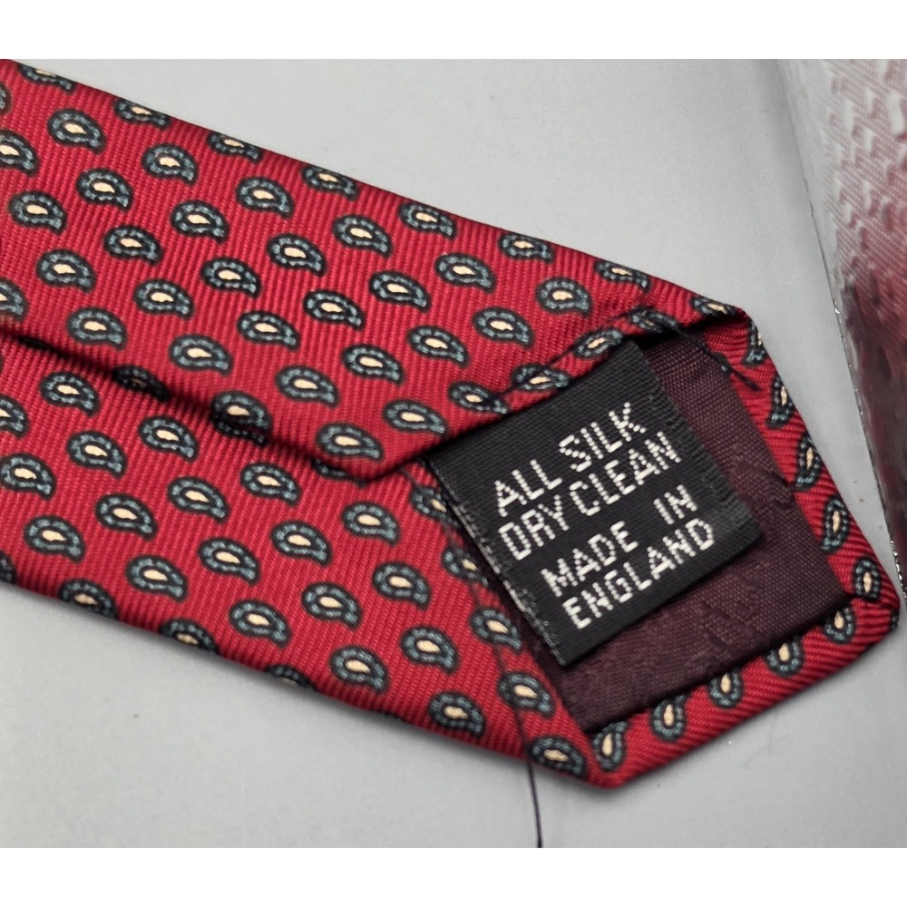 Vintage Burberrys London Silk Tie Red Micro Paisley Made England 3.5" Necktie - Picture 3 of 9